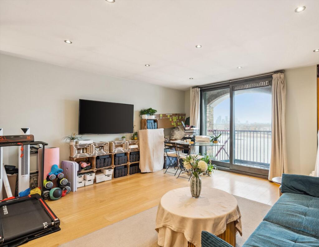 Main image of property: Gun Wharf, Wapping High Street, London, E1W