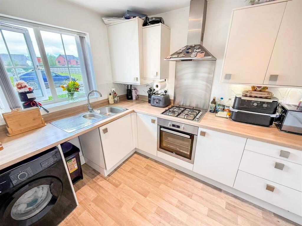 House in Gobowen, Lower Hengoed, Selattyn and Gobowen - View 5