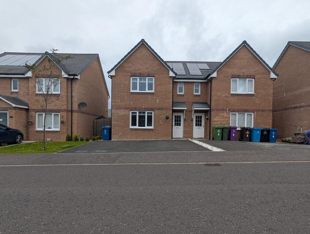 Main image of property: Barrel Path , Glasgow , G53 7RF