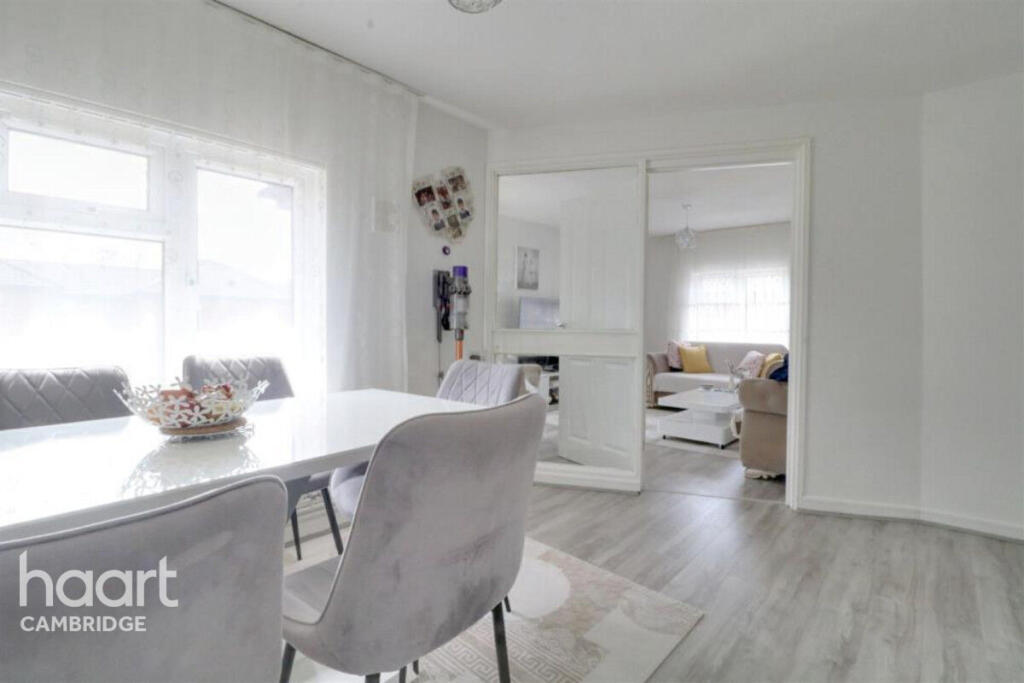 Main image of property: Taunton Close, Cambridge