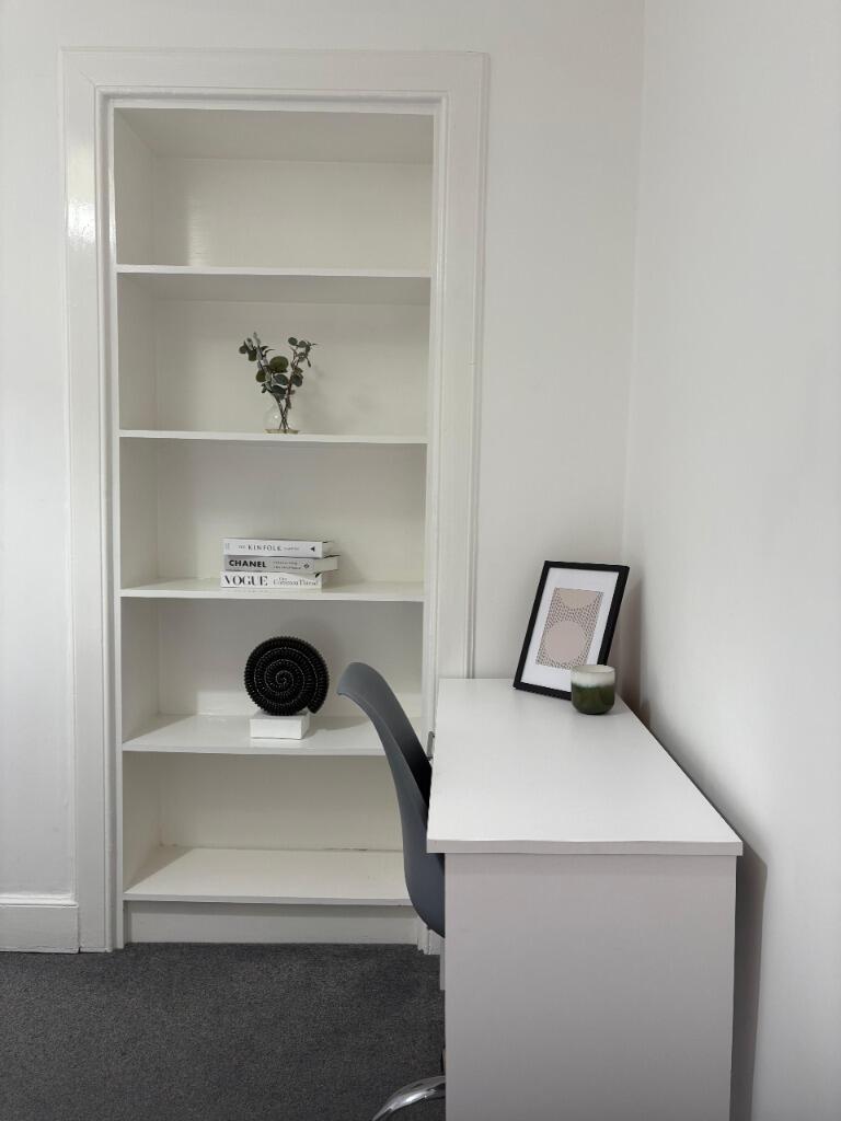 Apartment in Edinburgh - View 5