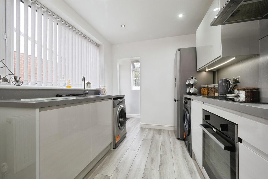 House in Hull, Kingston upon Hull - View 5