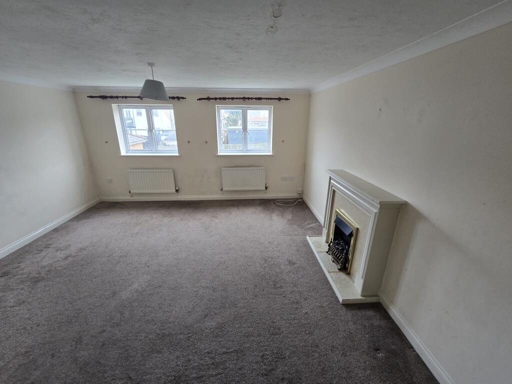 House in Southend-on-Sea - View 2