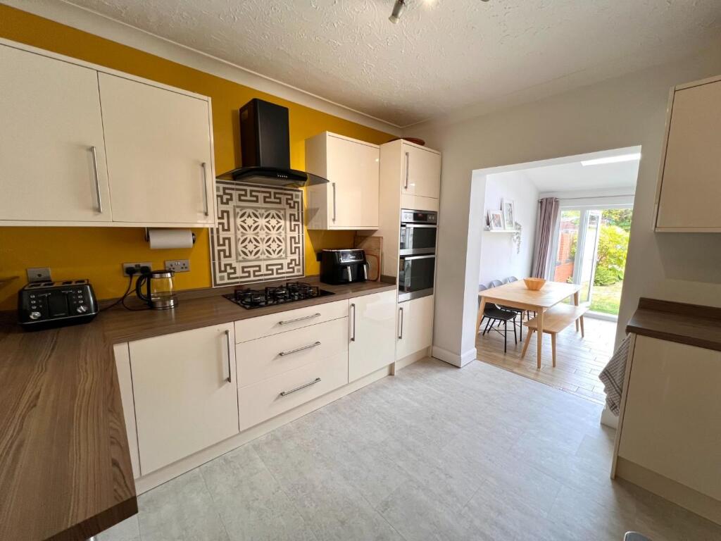 House in Northampton, Dallington - View 4