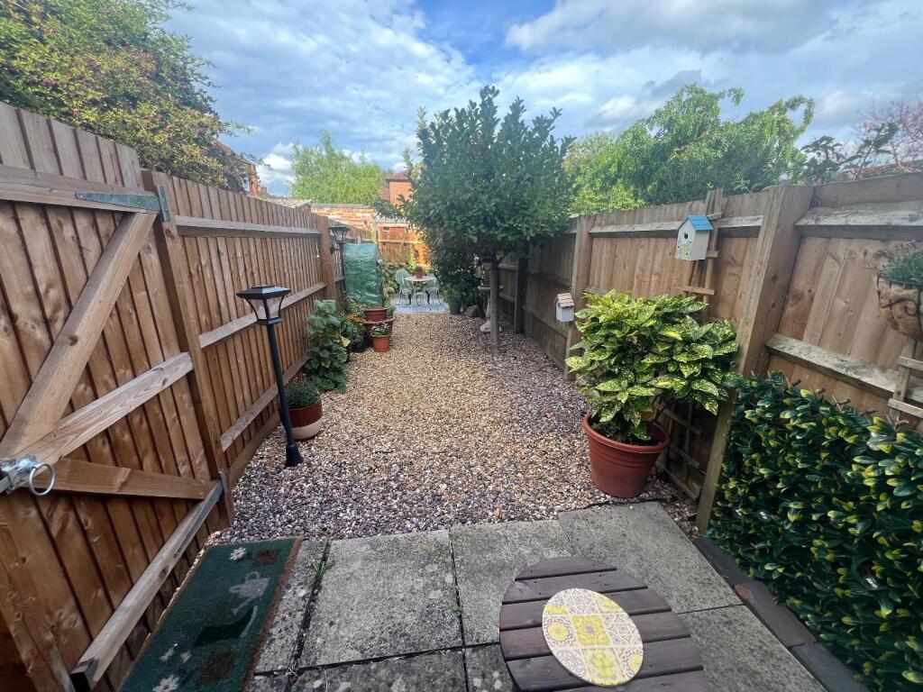 House in Northampton - View 4