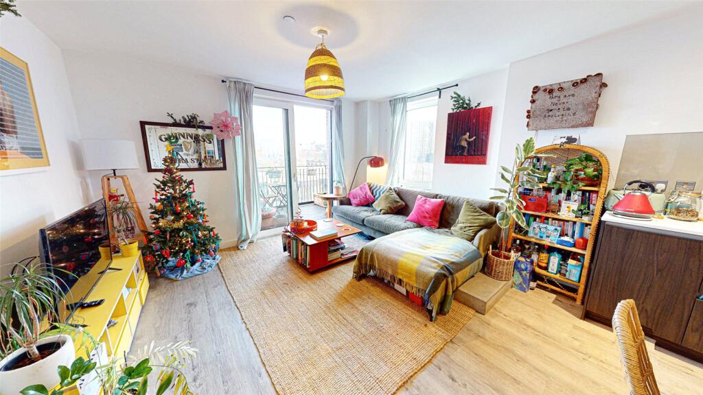 Main image of property: 11 Lockside Lane, Middlewood Locks, Salford, M5