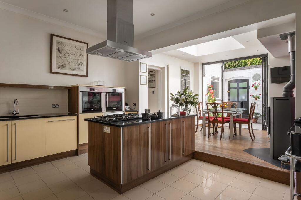House in Worcester - More