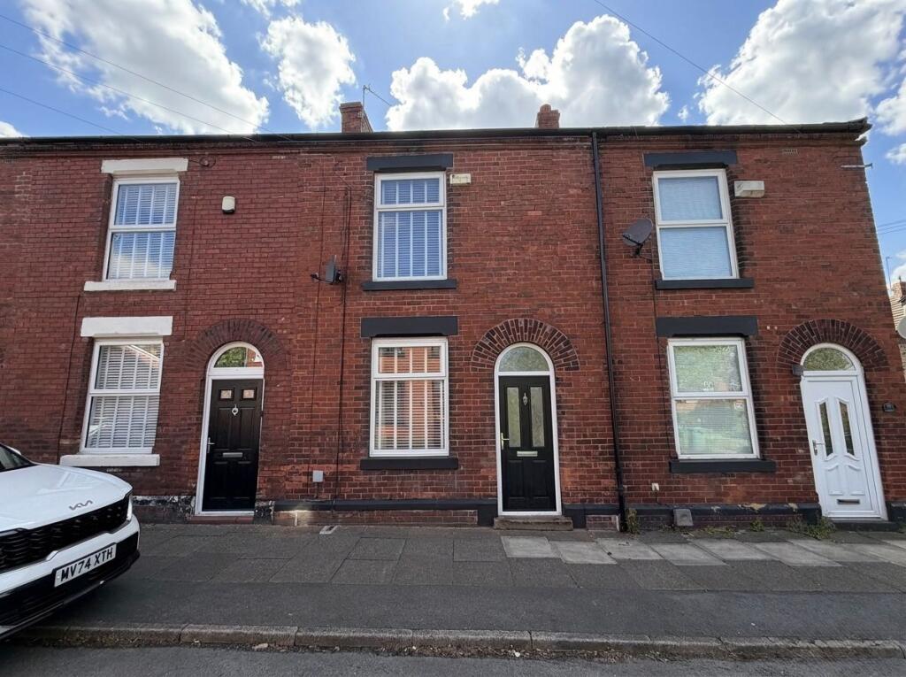 Main image of property: Lumn Road, Hyde, SK14 1PR