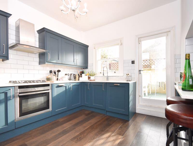 Apartment in London - View 4