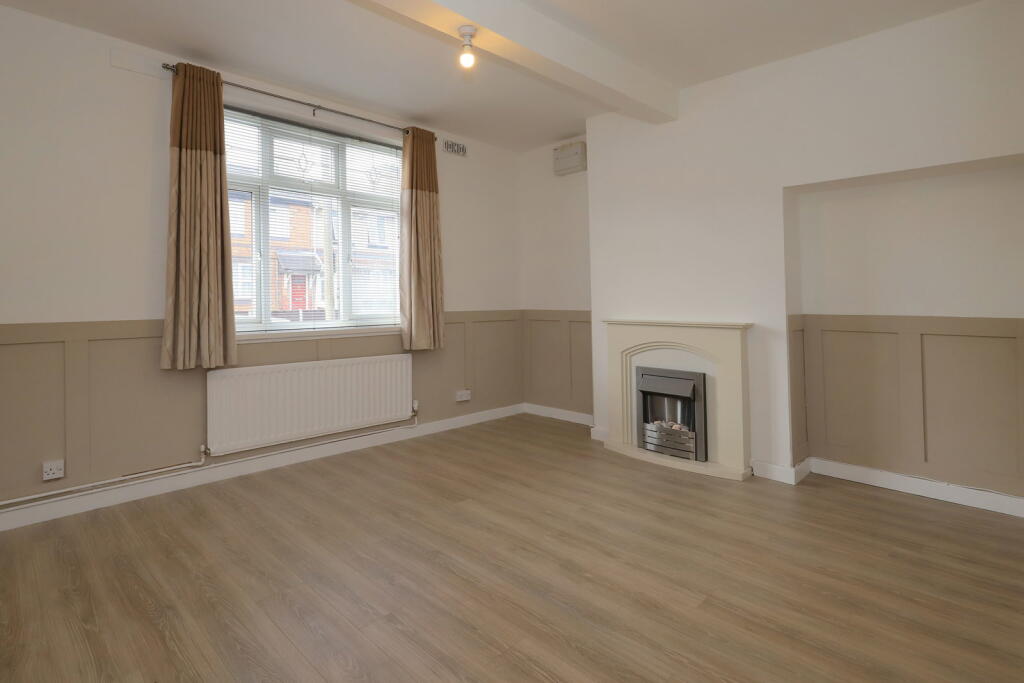 House in Wolverhampton - View 4