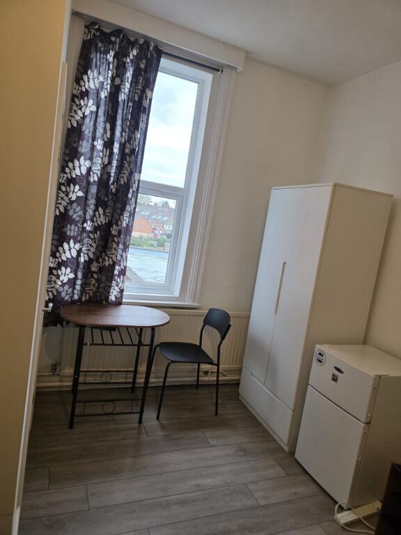 Main image of property: High Street, Rushden, NN10