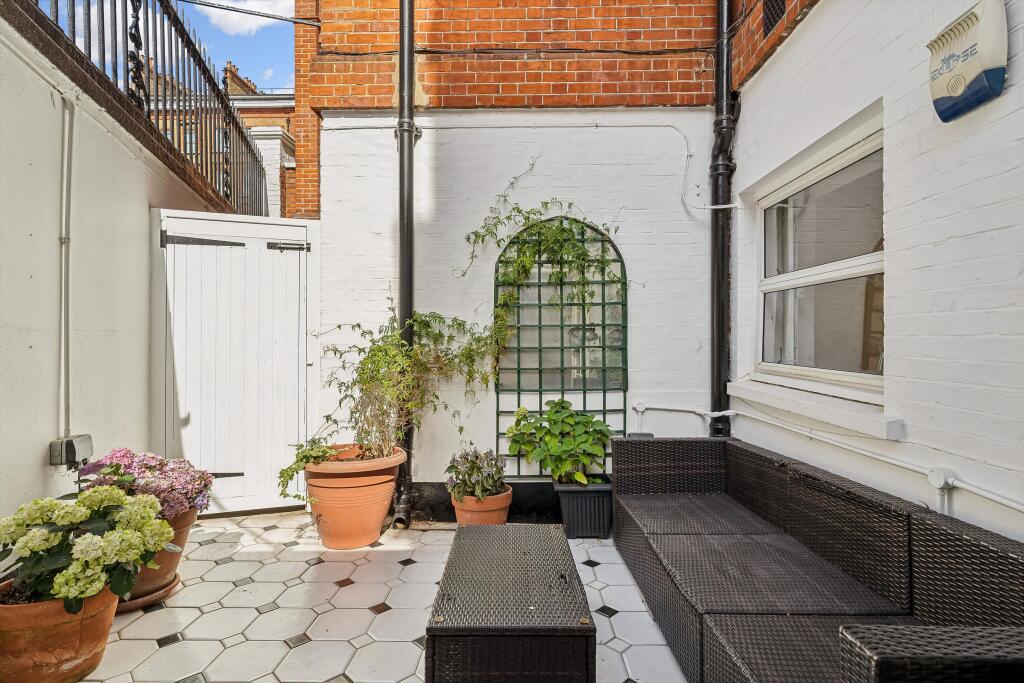 Apartment in London, Brompton - View 4
