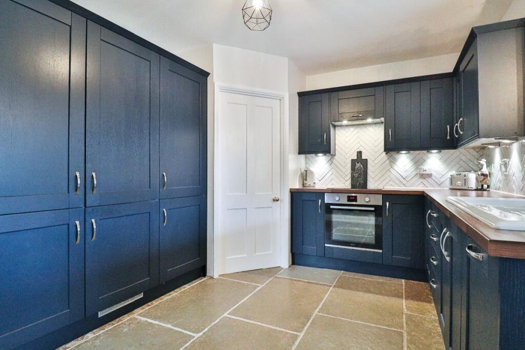 Coniscliffe Road, Darlington, DL3 photo 3