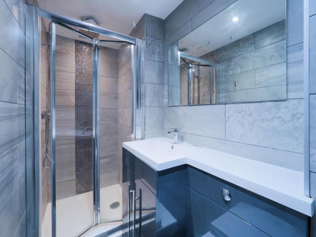 House in Watford - View 4