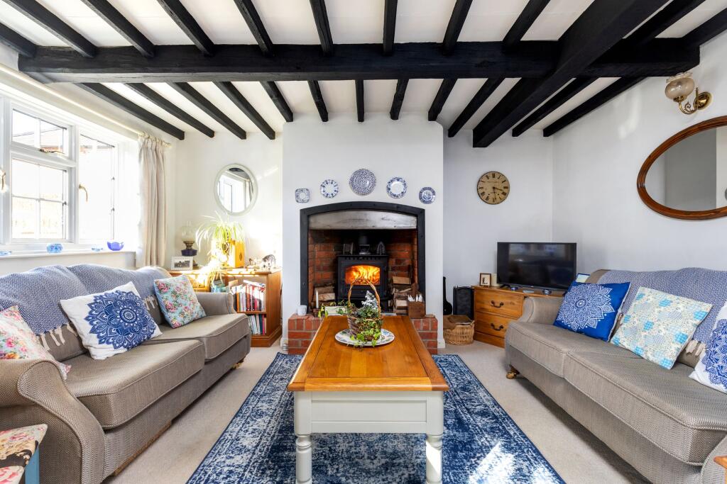 House in Winchester, Lower Shawland, Hursley - View 3