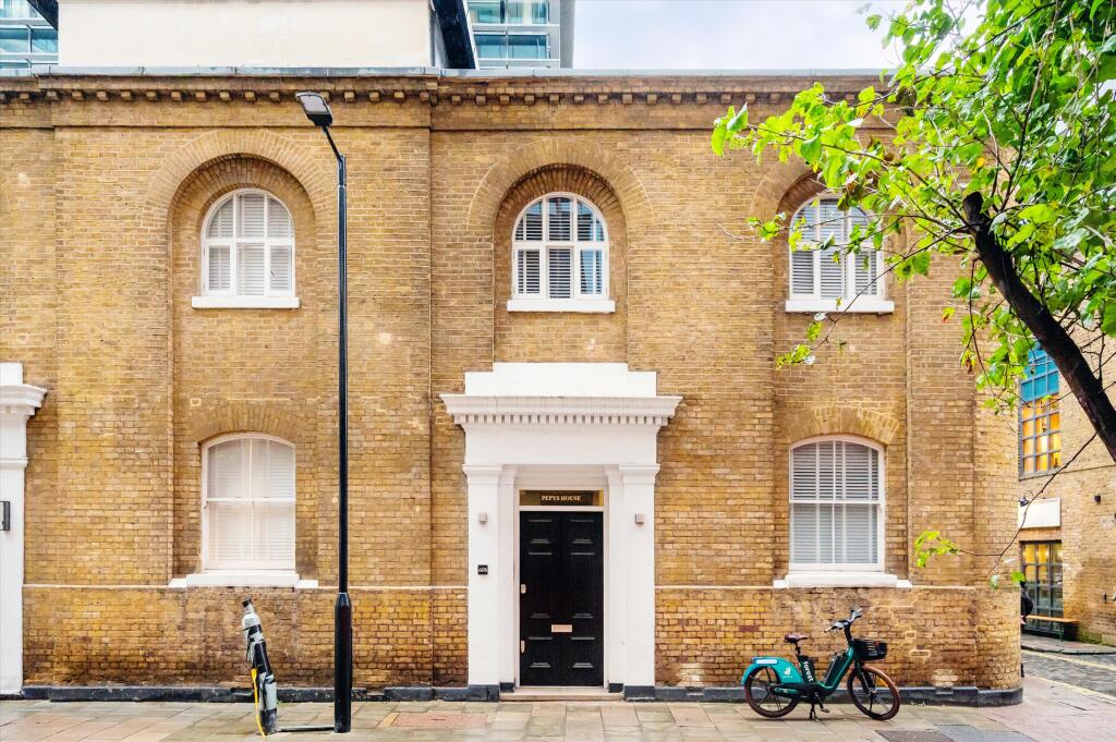 Main image of property: Park Street, London, SE1