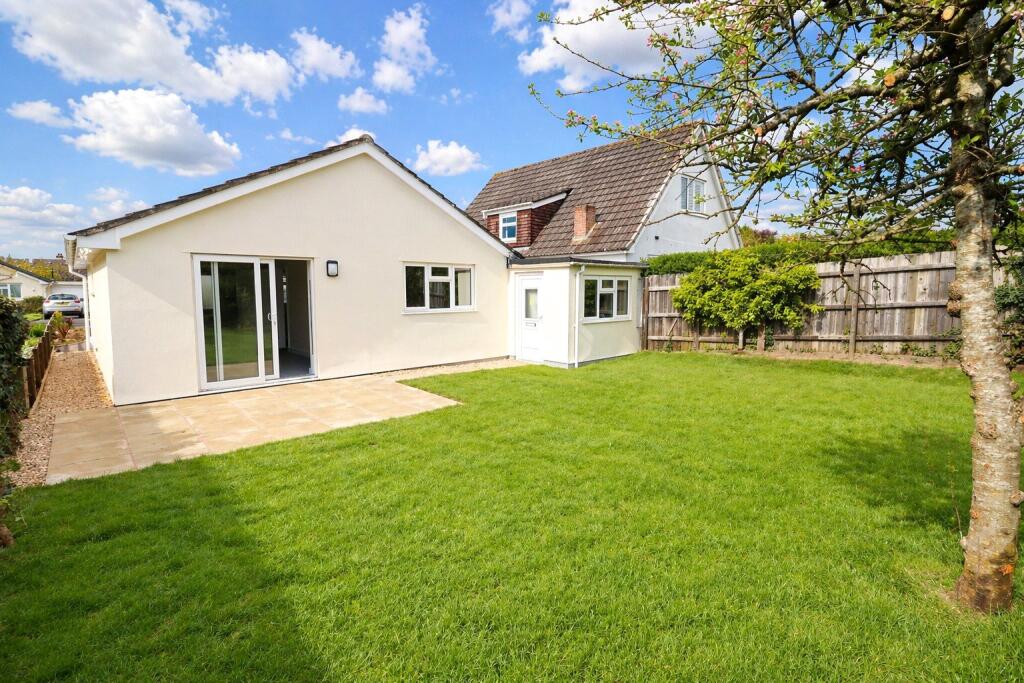 2-bed house on Parklands Close, South Molton, Devon, EX36, £325,000