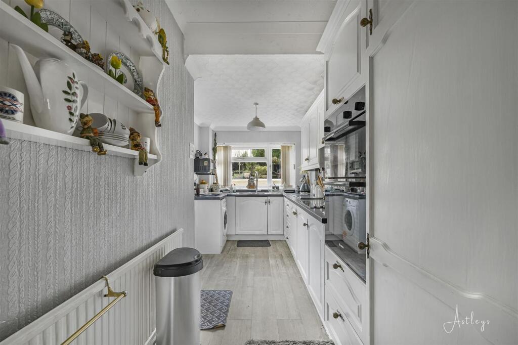 Mansel Road, Bonymaen, SA1 photo 4