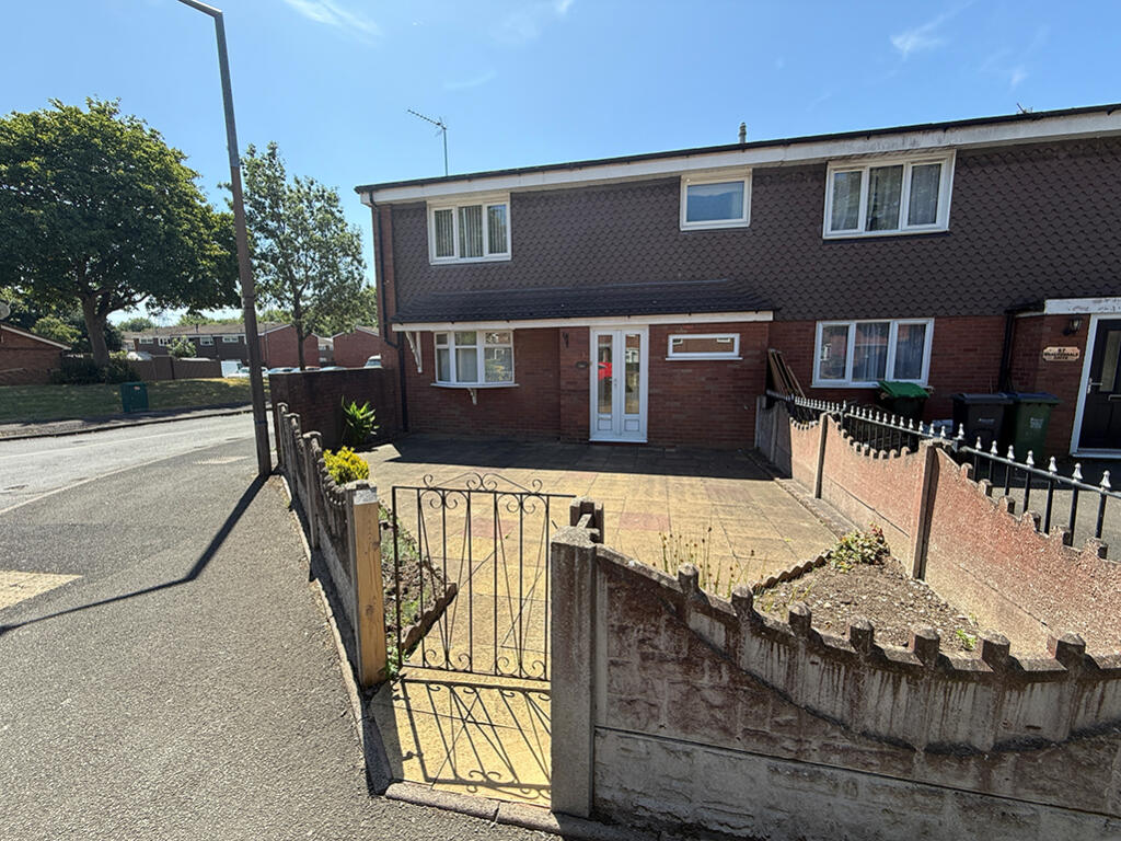 Main image of property: Brackendale Drive, Walsall, WS5 4DA