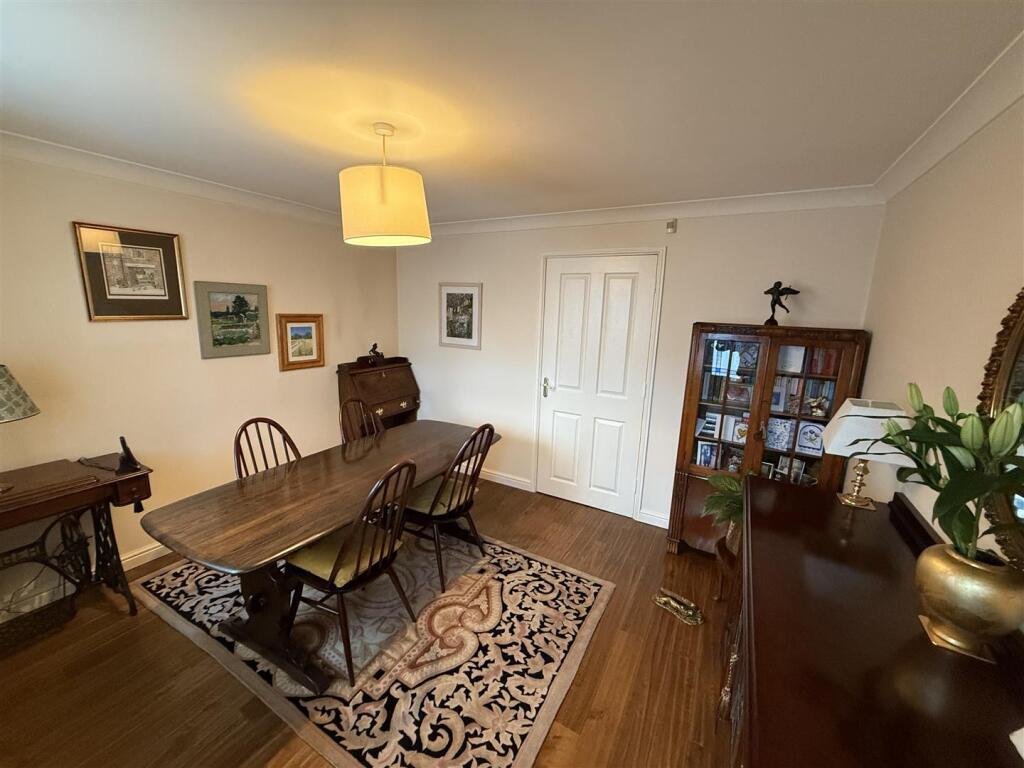 House in Chesterfield, Derbyshire - View 2