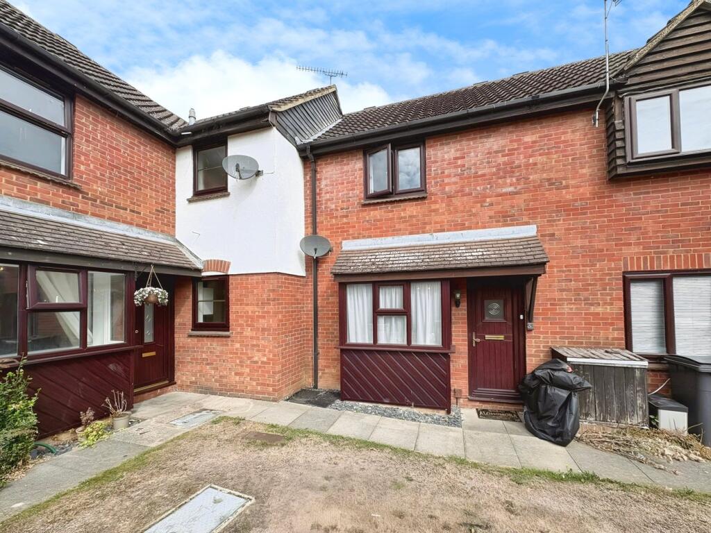 Main image of property: Colyers Reach, Chelmsford, CM2