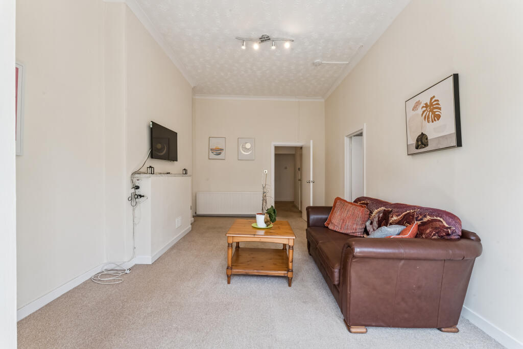 Apartment in Glasgow, North Kelvinside, Hillhead - View 4
