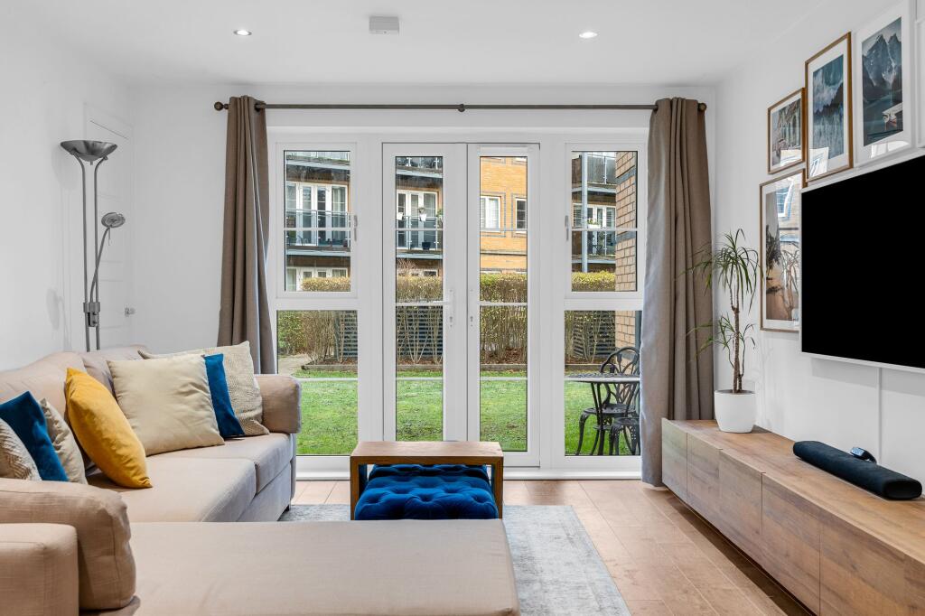 Apartment in Stevenage - View 5