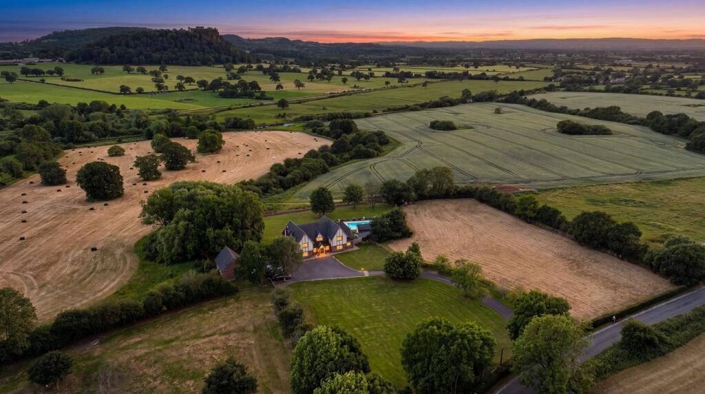Main image of property: An immaculately presented and individually designed detached family home in Tiverton, Tarporley