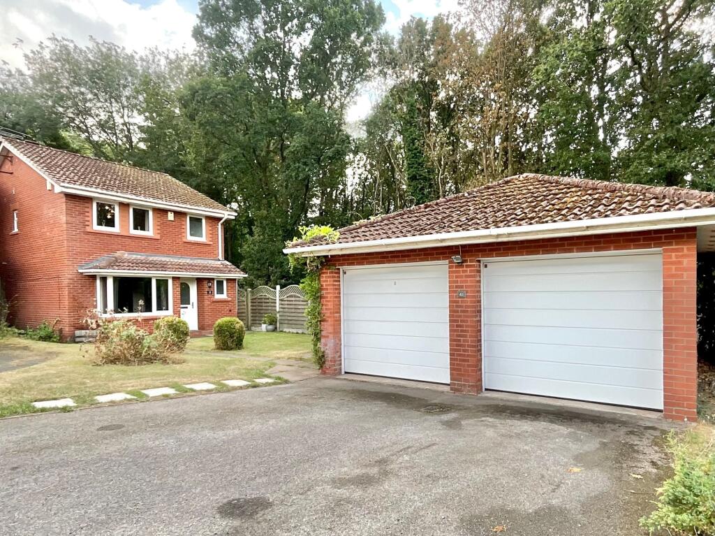 House in Stafford, Hopton and Coton