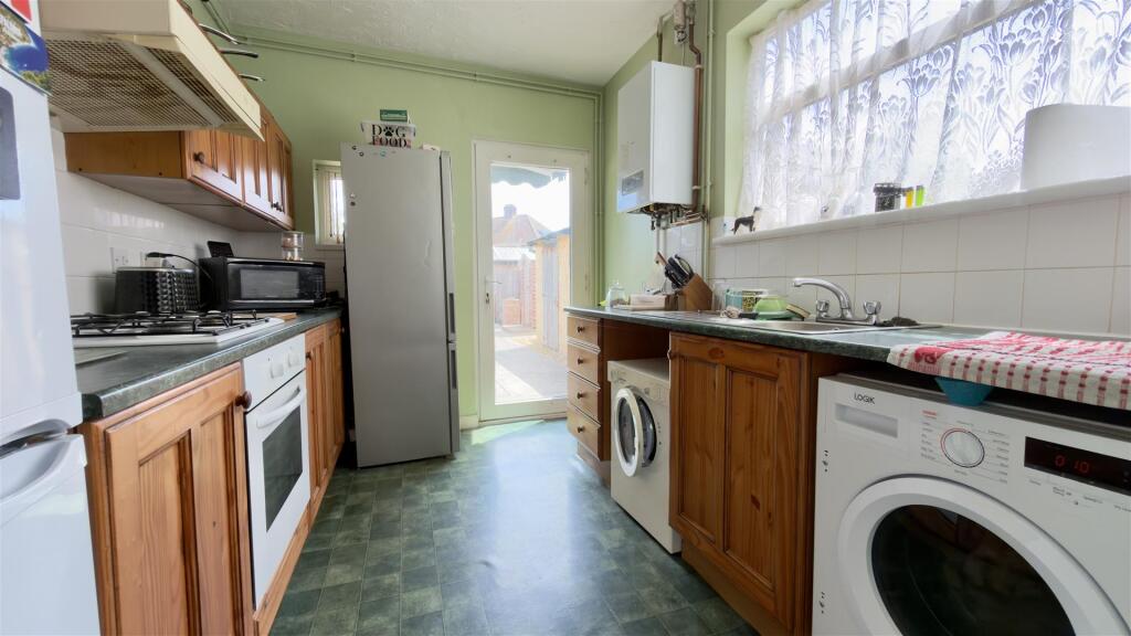 House in Peterborough, Dogsthorpe - View 5