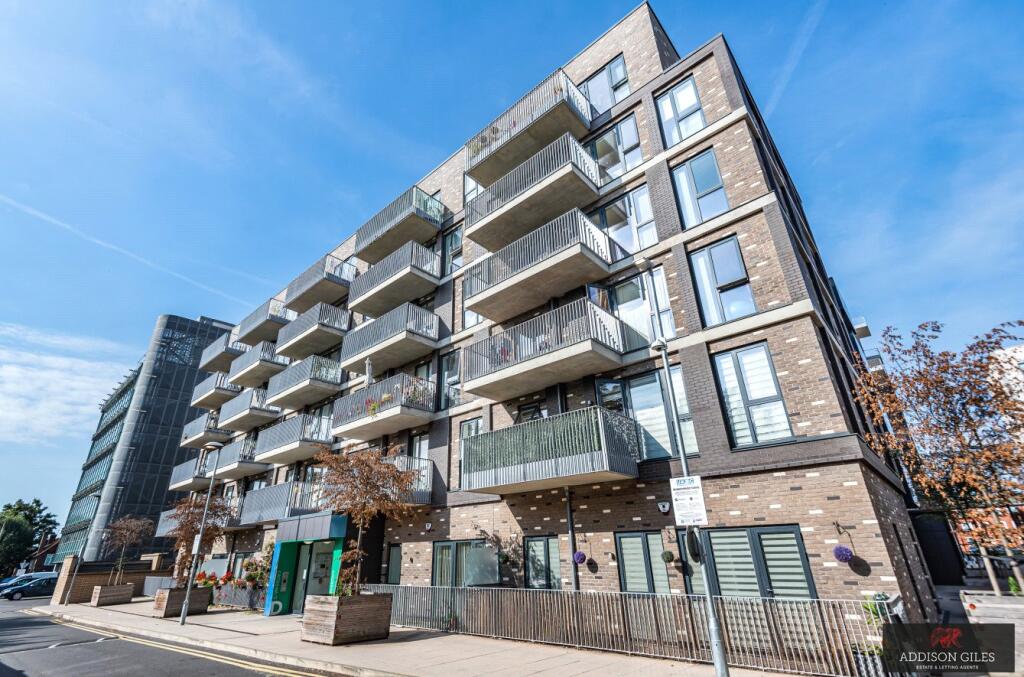 Main image of property: Windsor Road, Slough, Berkshire, SL1