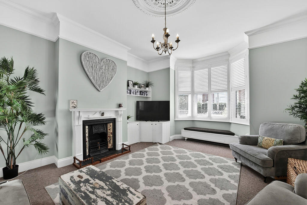 House in Portsmouth, Southsea - View 2