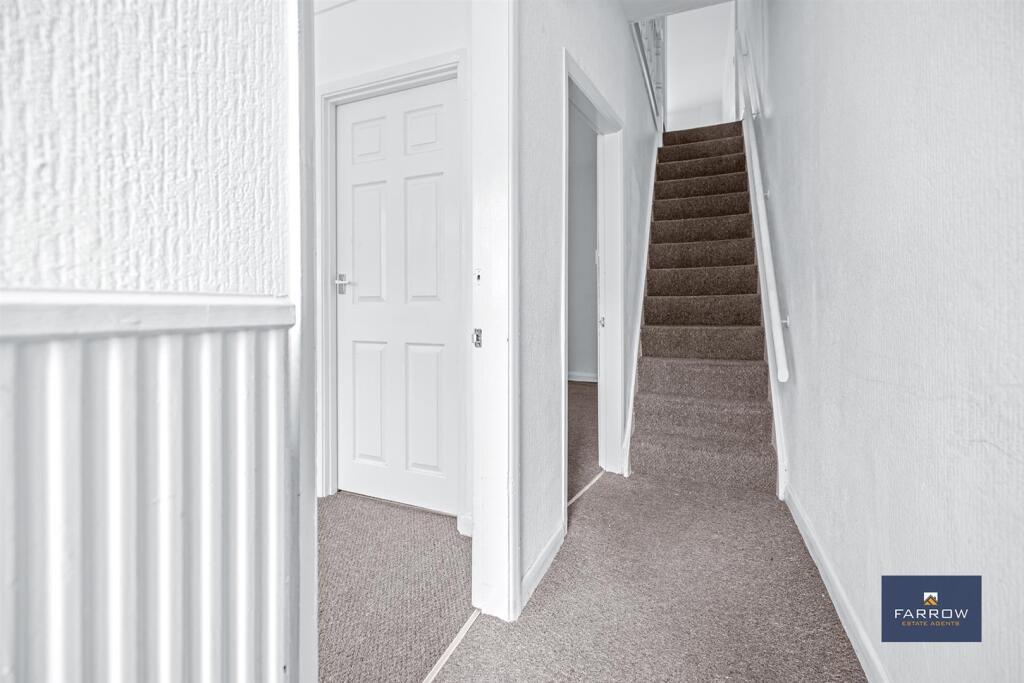 House in Grimsby, Wellow - View 2