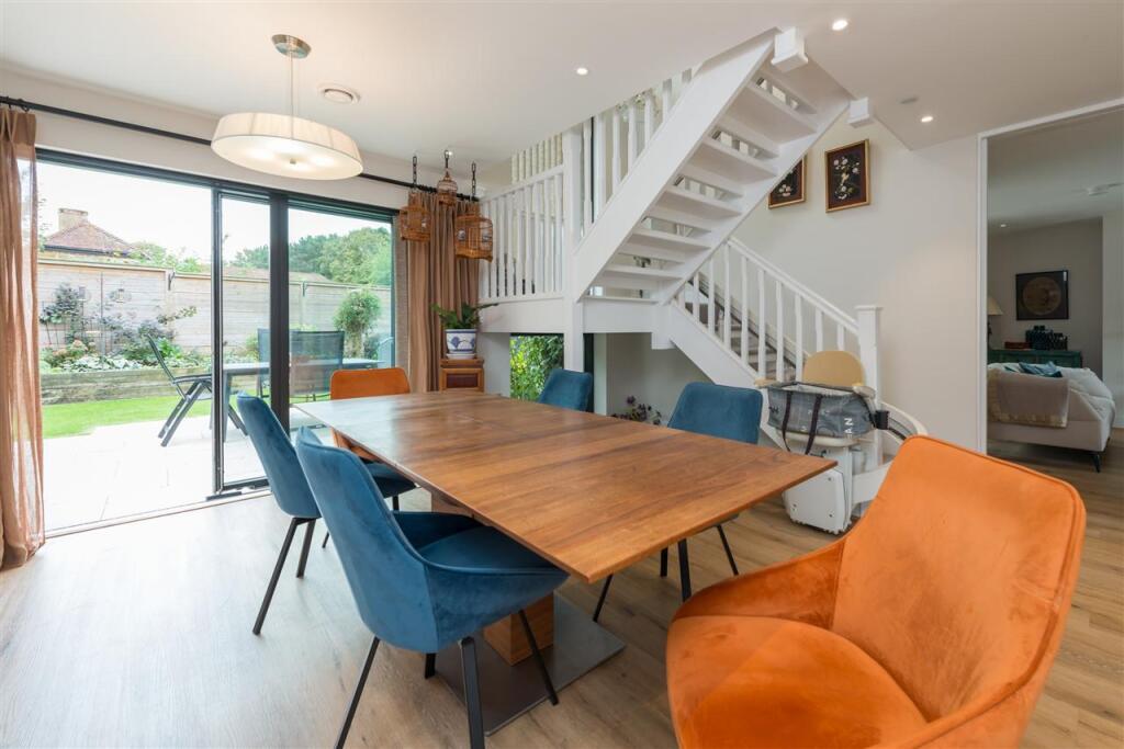 House in Dover, Wingham - More