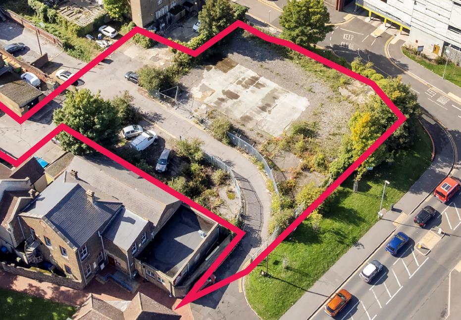 Main image of property: Brewers Yard, Sittingbourne, ME10 3DL