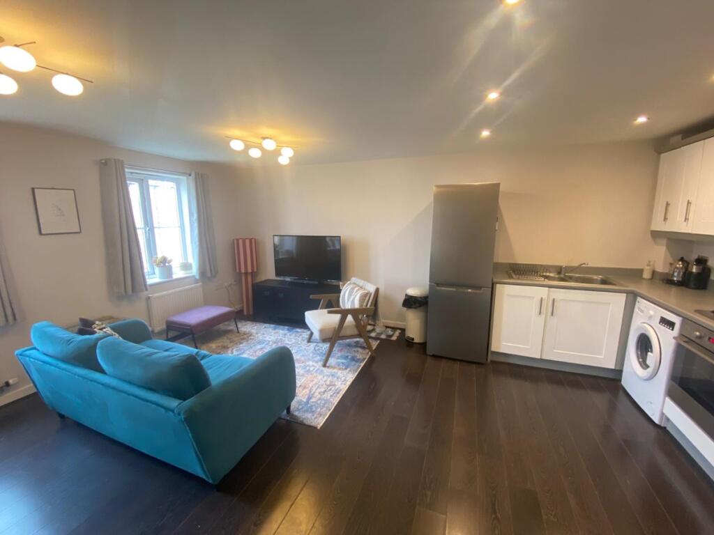 Apartment in Warrington - View 5
