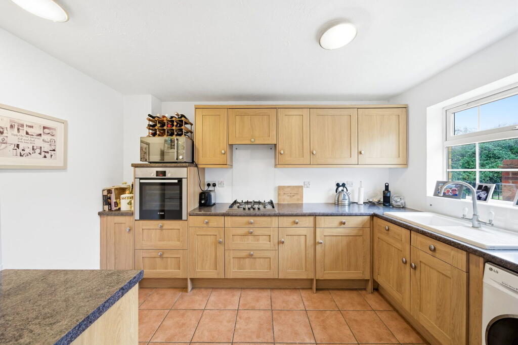 47, Aelfric Meadow, Portishead, Bristol, BS20 7LB photo 4