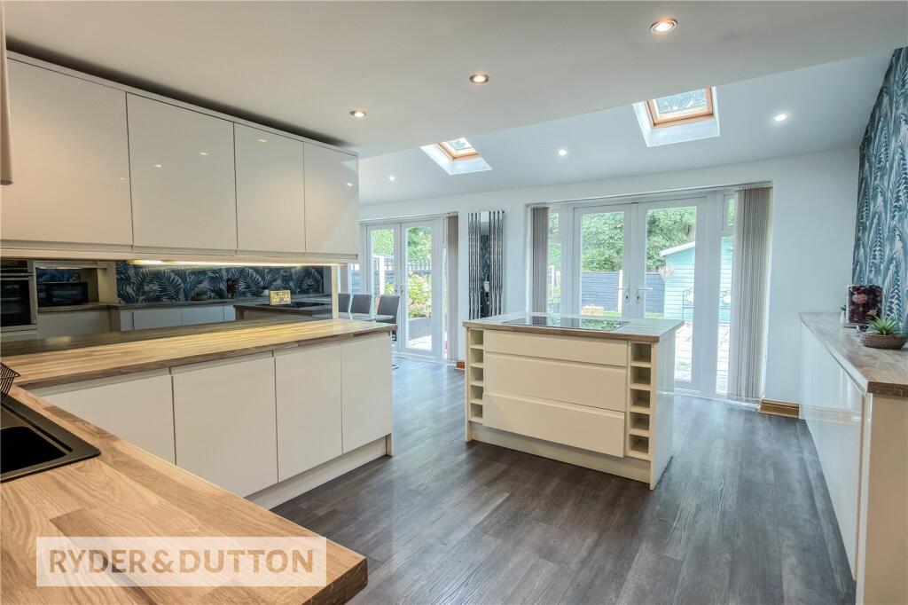 House in Manchester, Greater Manchester - More
