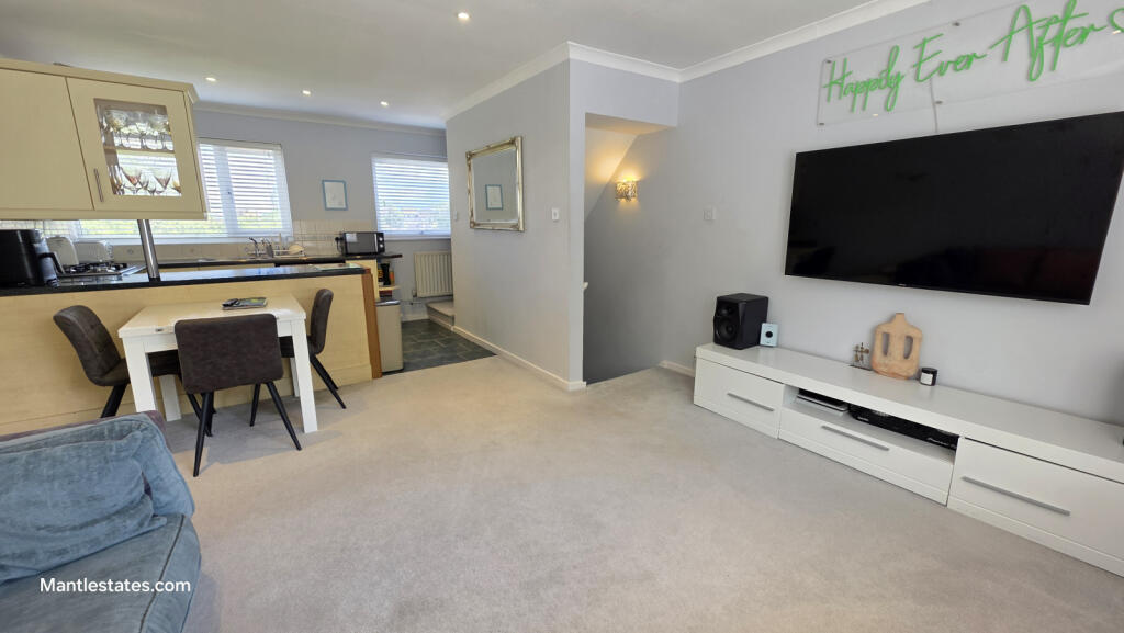 Main image of property: Burnside Close, High Barnet EN5