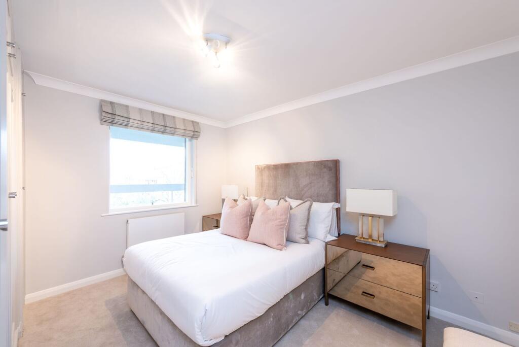 Apartment in London, Chelsea - View 2