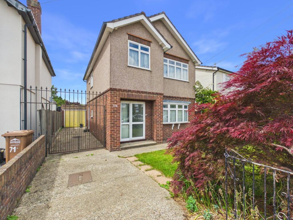 Main image of property: Parkland Grove, Ashford, Surrey, TW15