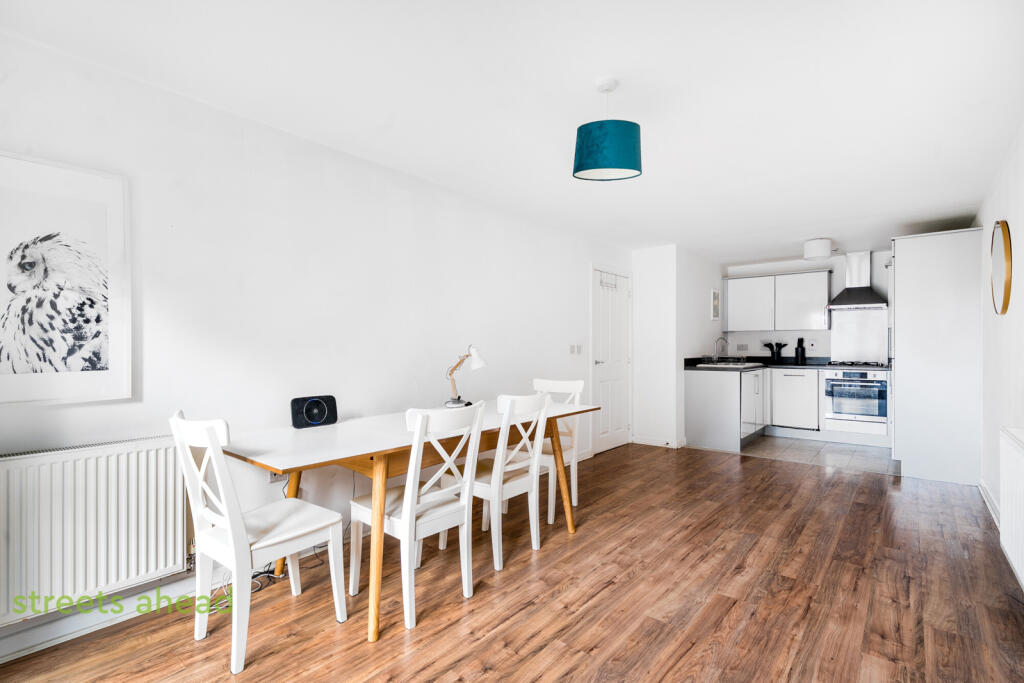 Main image of property: Worcester Close, London, SE20