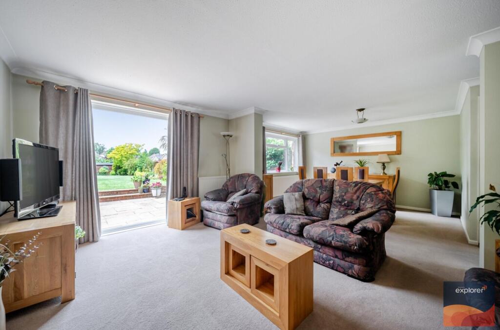 House in Basingstoke and Deane, Basingstoke - More