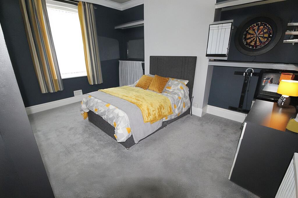 Apartment in Newcastle upon Tyne - View 4