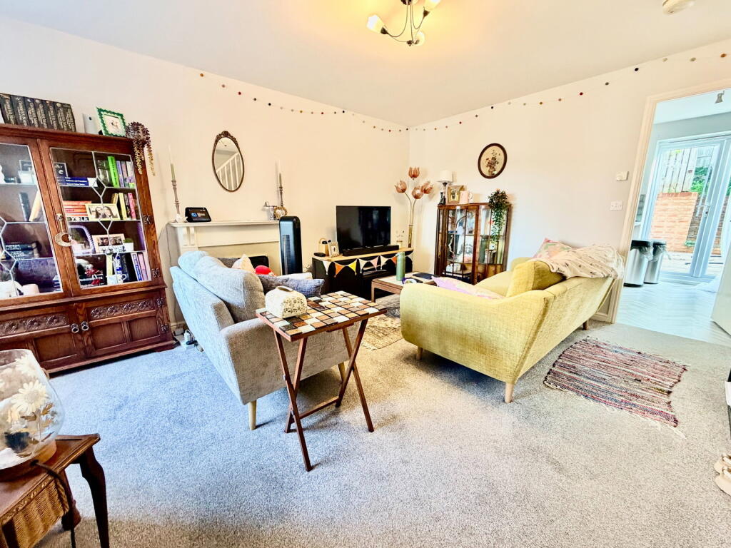 Ironstone Crescent, Chapeltown, Sheffield, S35 3XT photo 2
