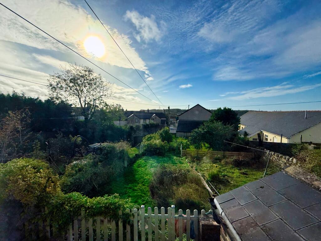 Heol Spencer, Coity, CF35 photo 3
