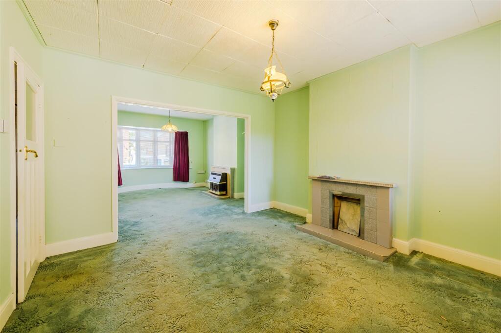 House in Rushden, North Northamptonshire - View 3
