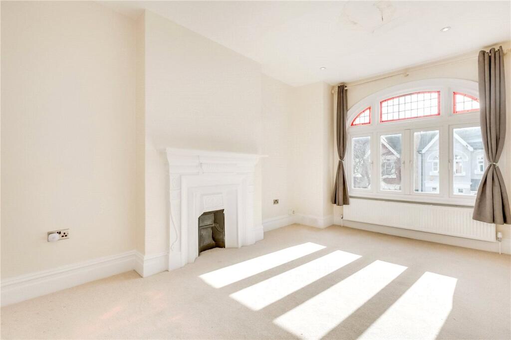 Apartment in London - View 2
