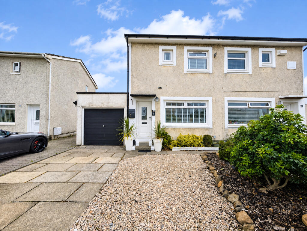 Main image of property: 8 Nairn Court, Kilwinning, KA13 6TU