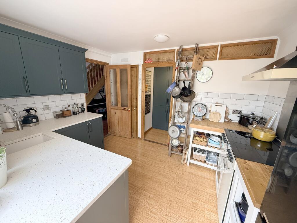 Kimptons Mead, Potters Bar photo 4